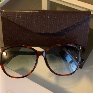 Brand new Gucci sunglasses